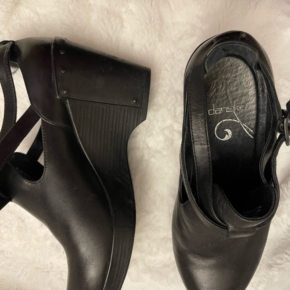 Danskin Wedged Heel - Picture 3 of 4